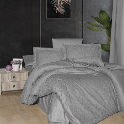 Луксозен спален комплект...